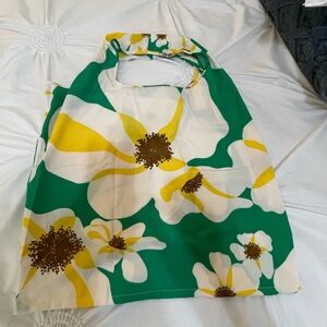 Manuhealii Green and Yellow Floral Design Brand New!!!!!!